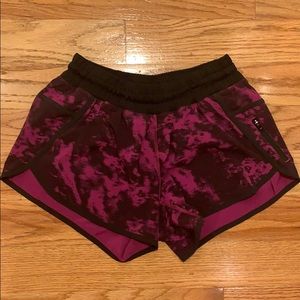Lululemon tracker shorts size 8